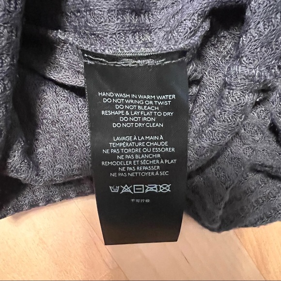 NWT Urban Outfitters Cropped Cardigan Sweater - Picture 7 of 9